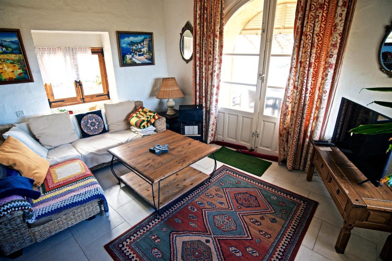 Dar Ix-Xemx Hotel Nadur ภายนอก รูปภาพ